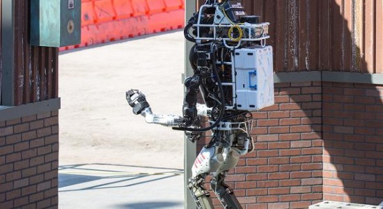 darpa-robotics-challenge-2015