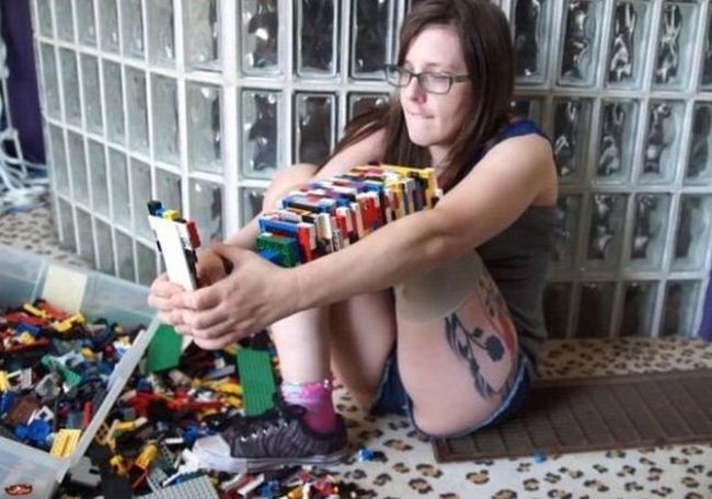 Christina-Stephens-Prosthetic-lego-leg