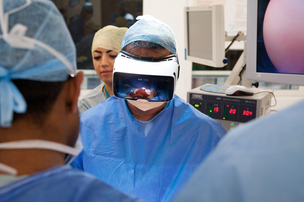 نخستین پخش آنلاین عمومی جراحی سرطان توسط هدست‌های واقعیت مجازی
