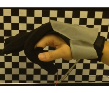 دستکش حسگر-محرک دستکش رباتیک منعطف