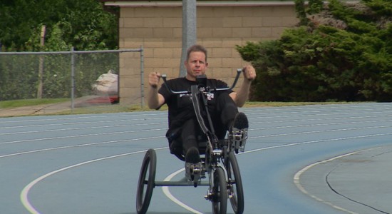 تلاش فرد معلول برای شرکت و پیروزی در اولین رقابت جهانی Cybathlon