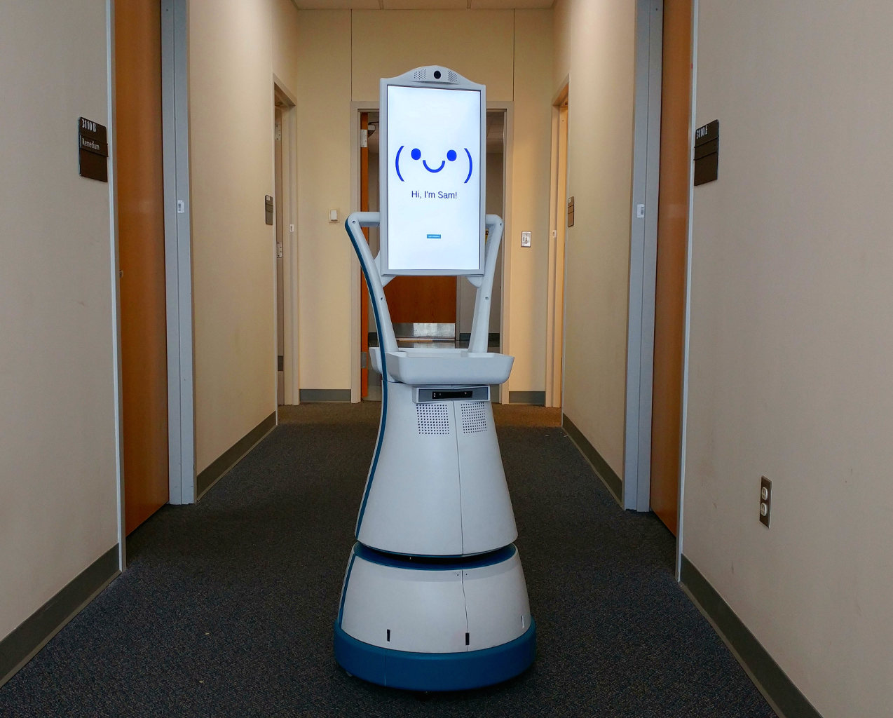 تعامل رباتیک با SAM در مراکز مراقبت از سالمندان و معلولان