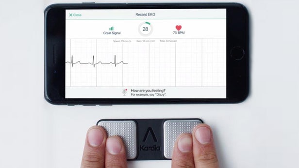 توسعه برنامه کاربردی تشخیص حمله قلبی با دقتی برابر یک الکتروکاردیوگرافی