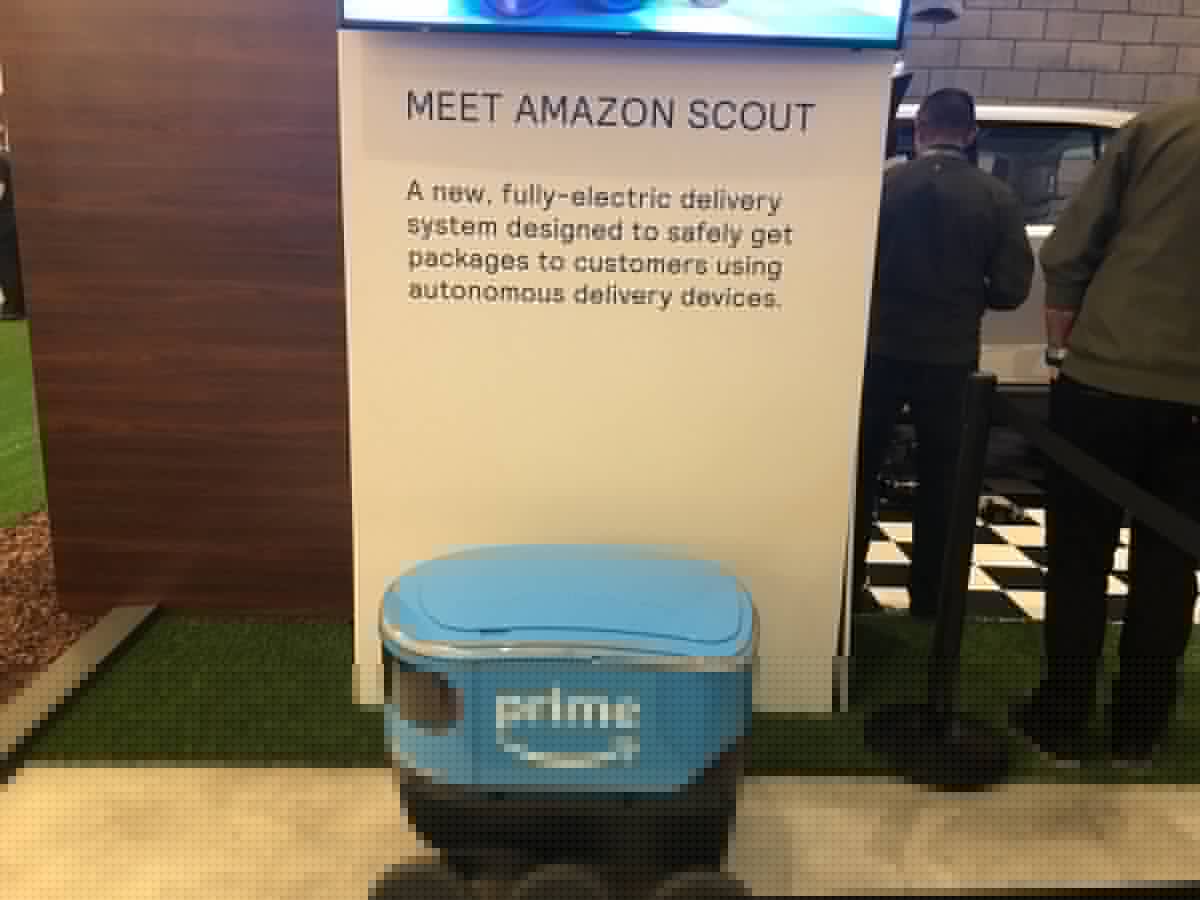 ربات پستچی شرکت Amazon