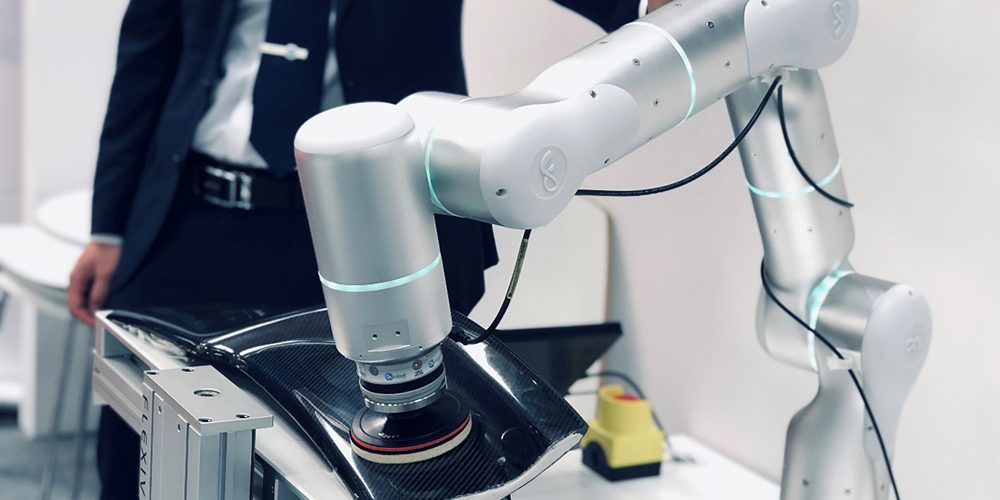 ربات های انطباق پذیر adaptive robots و معرفی نخستین نمونه آن به عنوان یک بازوی رباتیک