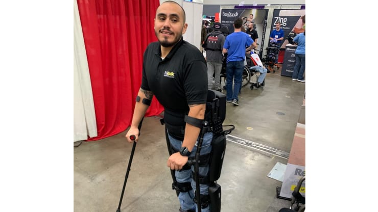 ربات های پوشیدنی چگونه به افراد معلول کمک میکند تا دوباره راه بروند