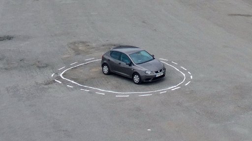 گول زدن ماشین خودران در یک دایره