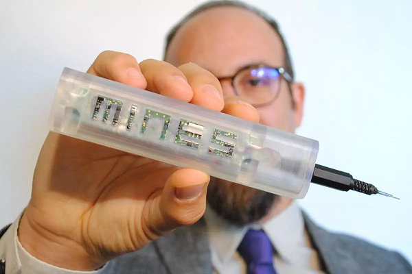  کنترل سطح بیهوشی بیماران حین جراحی با یک قلم هوشمند EPFL