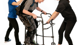 تأیید اسکلت بیرونی Ekso Bionics برای استفاده بیماران ام اس