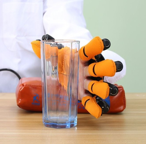 دستکش رباتیک برای مراقبت در منزل برای بیماران سکته مغزی