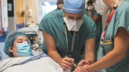 یک جراحی جدید توانایی حرکت دستهای بیماران کوادری پلژی را بازگرداند