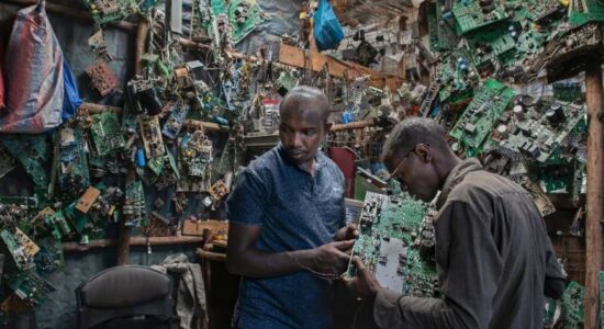 kenian innovators prothetics hand