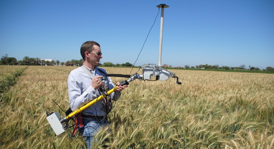 فناوری واقعیت افزوده چگونه به کشاورزان کمک می کند؟