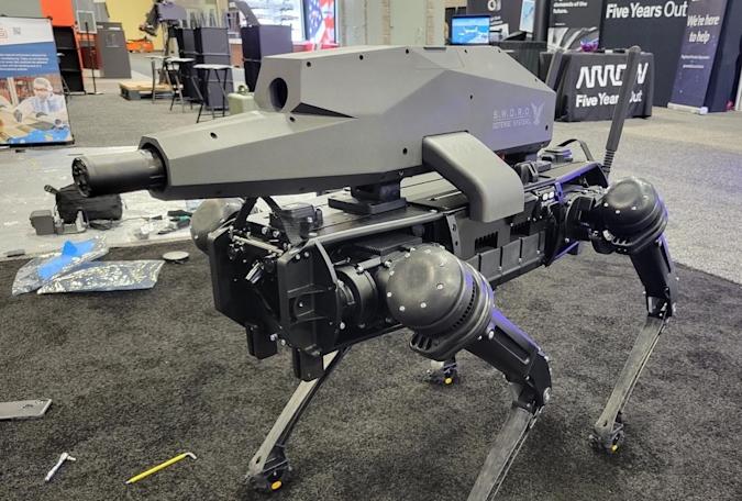 سگ رباتیک Ghost Robotics مسلح شد