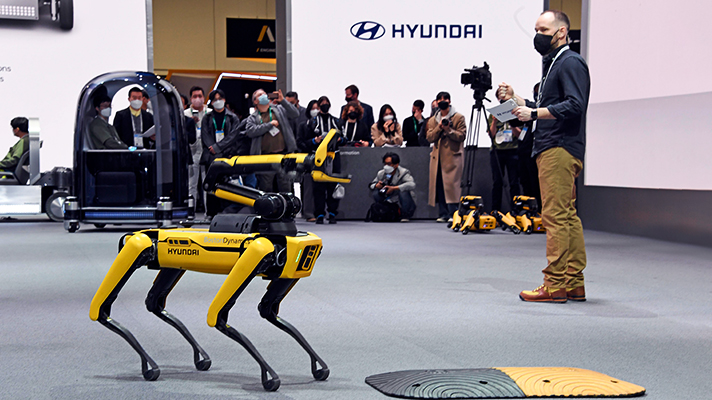 هیوندای از چشم‌انداز رباتیک خود در نمایشگاه CES 2022 رونمایی کرد و امکانات جدیدی برای تحرک ارائه داد.
